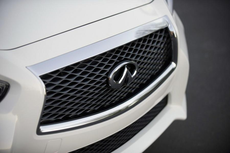  Infiniti Q50 S 2014 года  (фото 31 из 33)